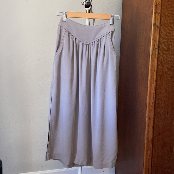 Aritzia Wilfred Gabrielle Skirt Mid Length Grey Side Slit Waist Panel XS - Picture 1 of 5
